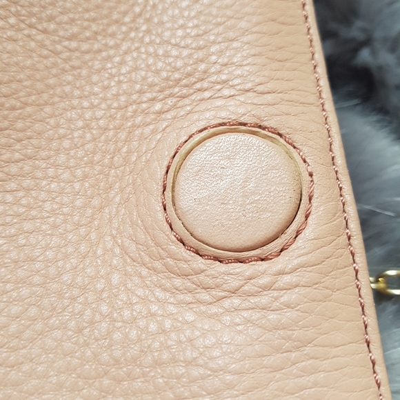 Sweet blush pink Liz Claiborne clutch purse - Picture 7 of 15